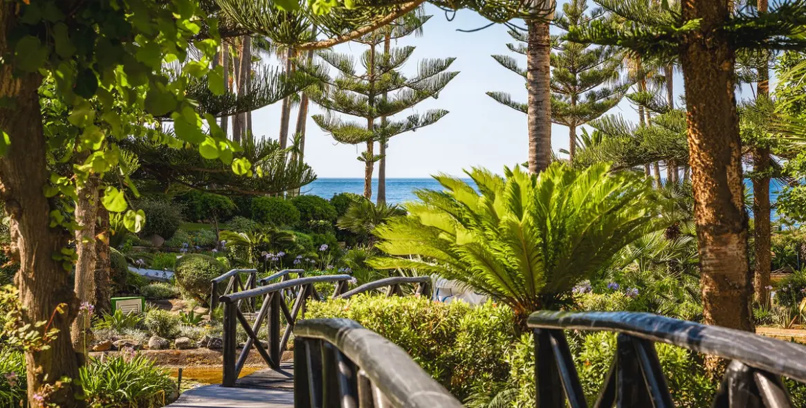 Venta de apartamento en planta baja en The Golden Mile 24