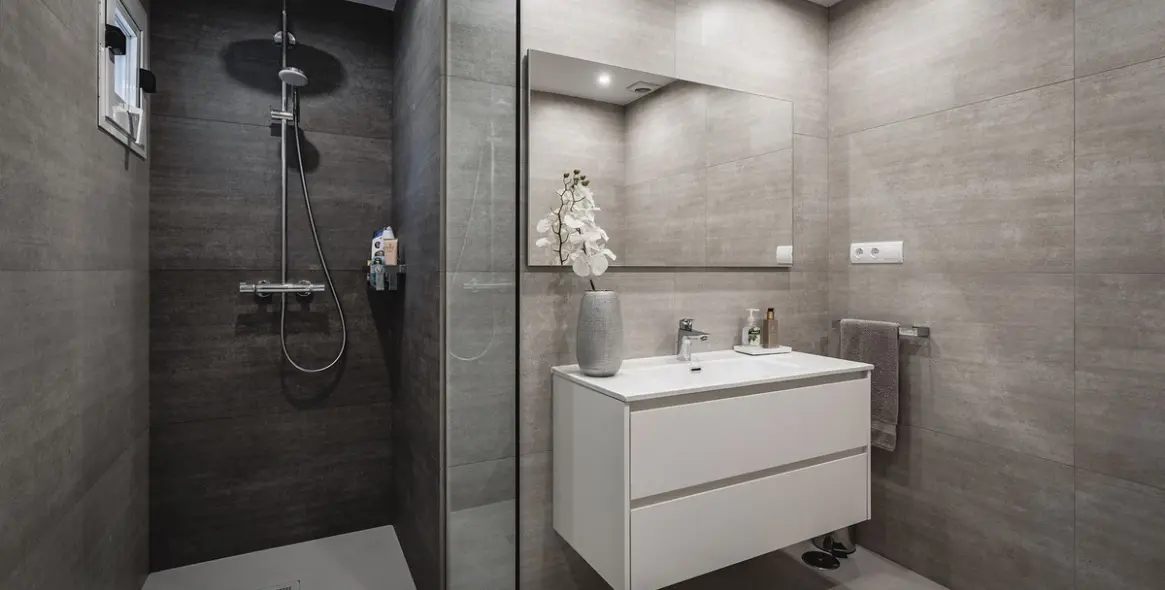 Venta de apartamento en planta baja en The Golden Mile 41