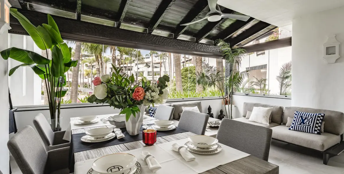 Venta de apartamento en planta baja en The Golden Mile 47