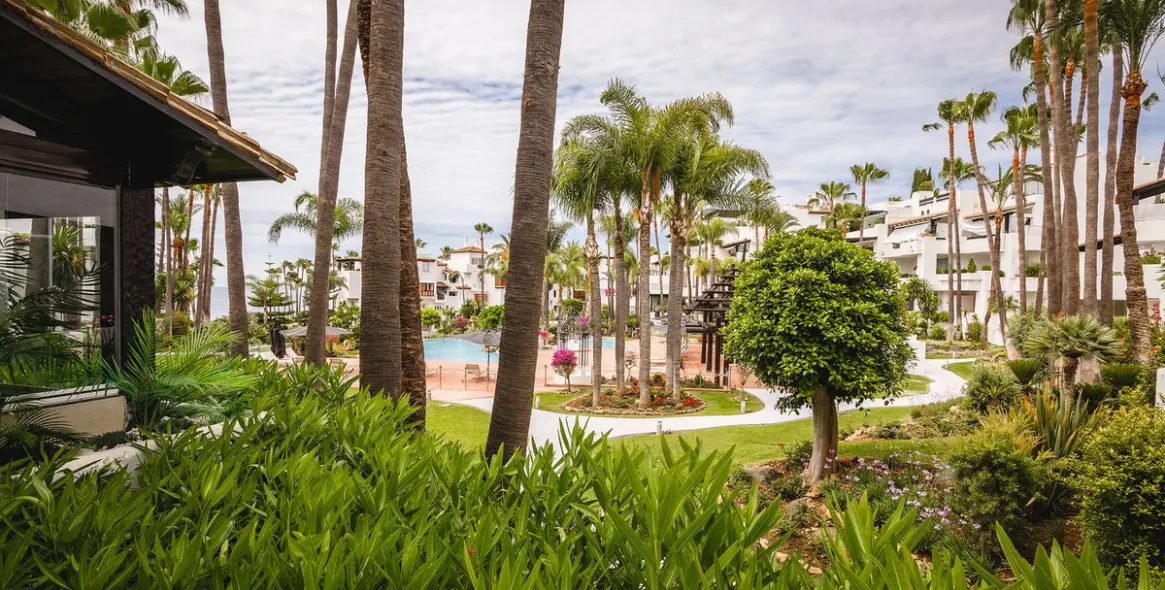 Venta de apartamento en planta baja en The Golden Mile 58