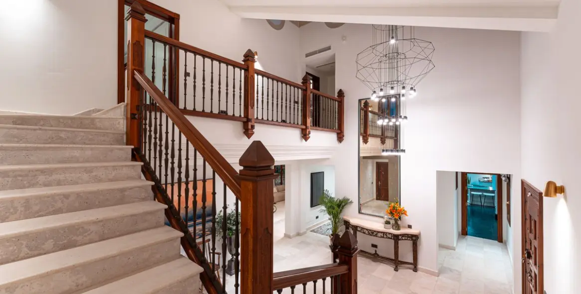 Продажа  отдельно стоящей виллы в Benahavís 24