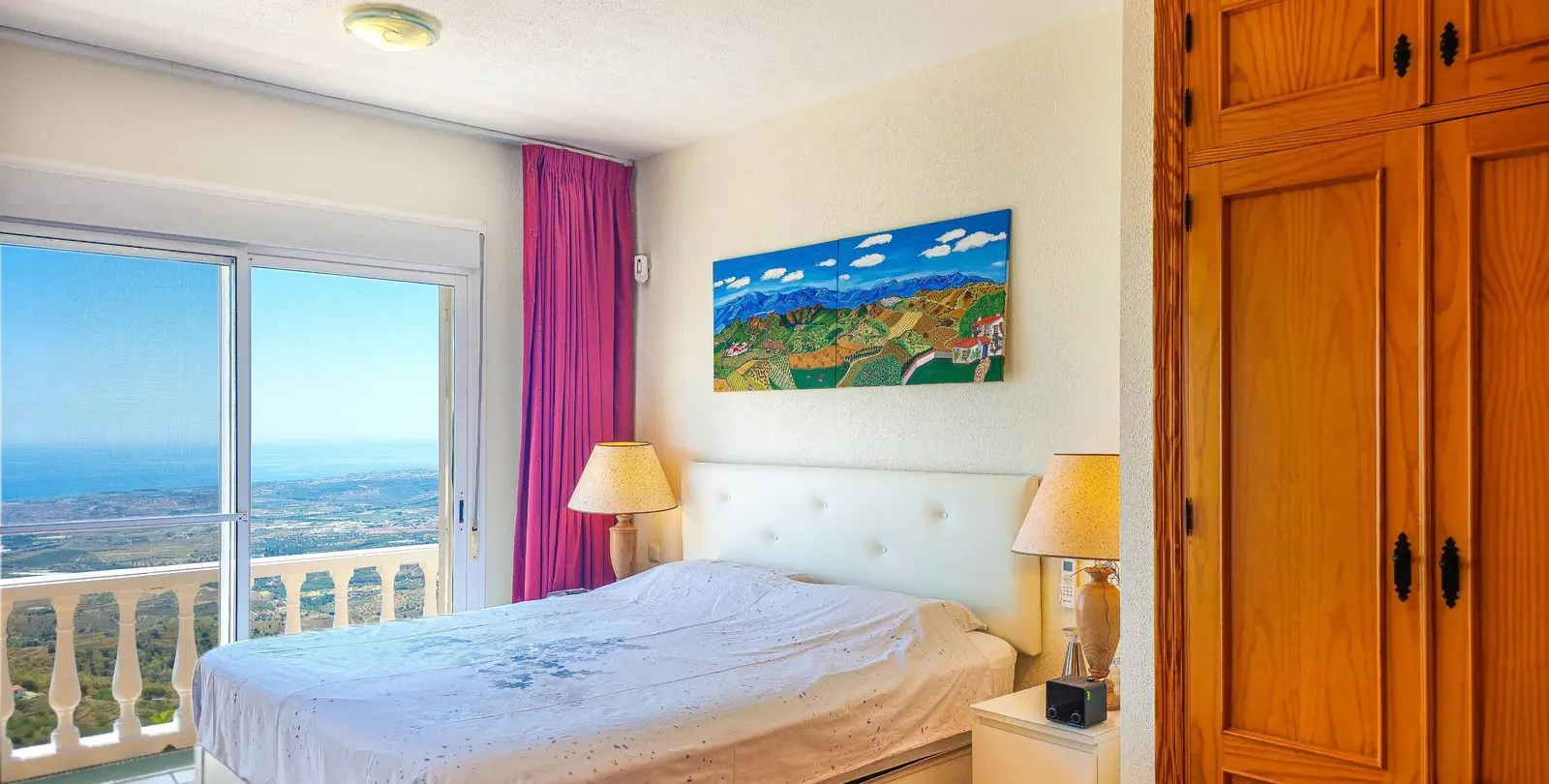 Sale of detached villa in Arenas 24