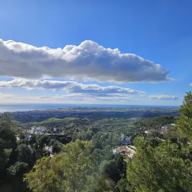 Продажа  отдельно стоящей виллы в Mijas