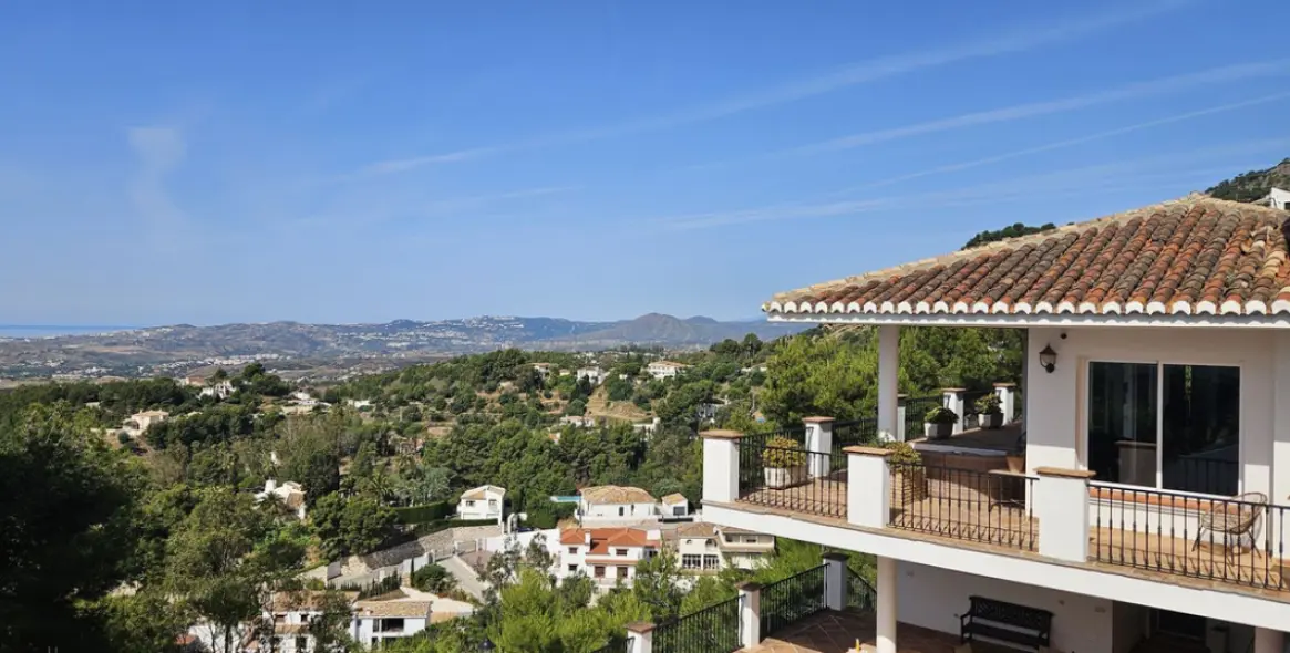 Продажа  отдельно стоящей виллы в Mijas 5