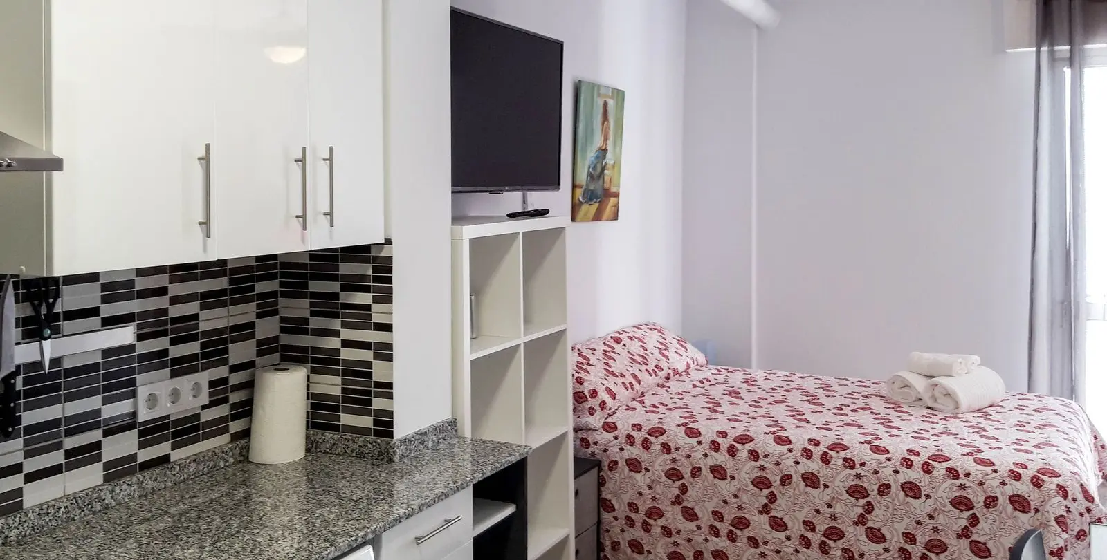 Sale of middle floor apartment in Estepona 4
