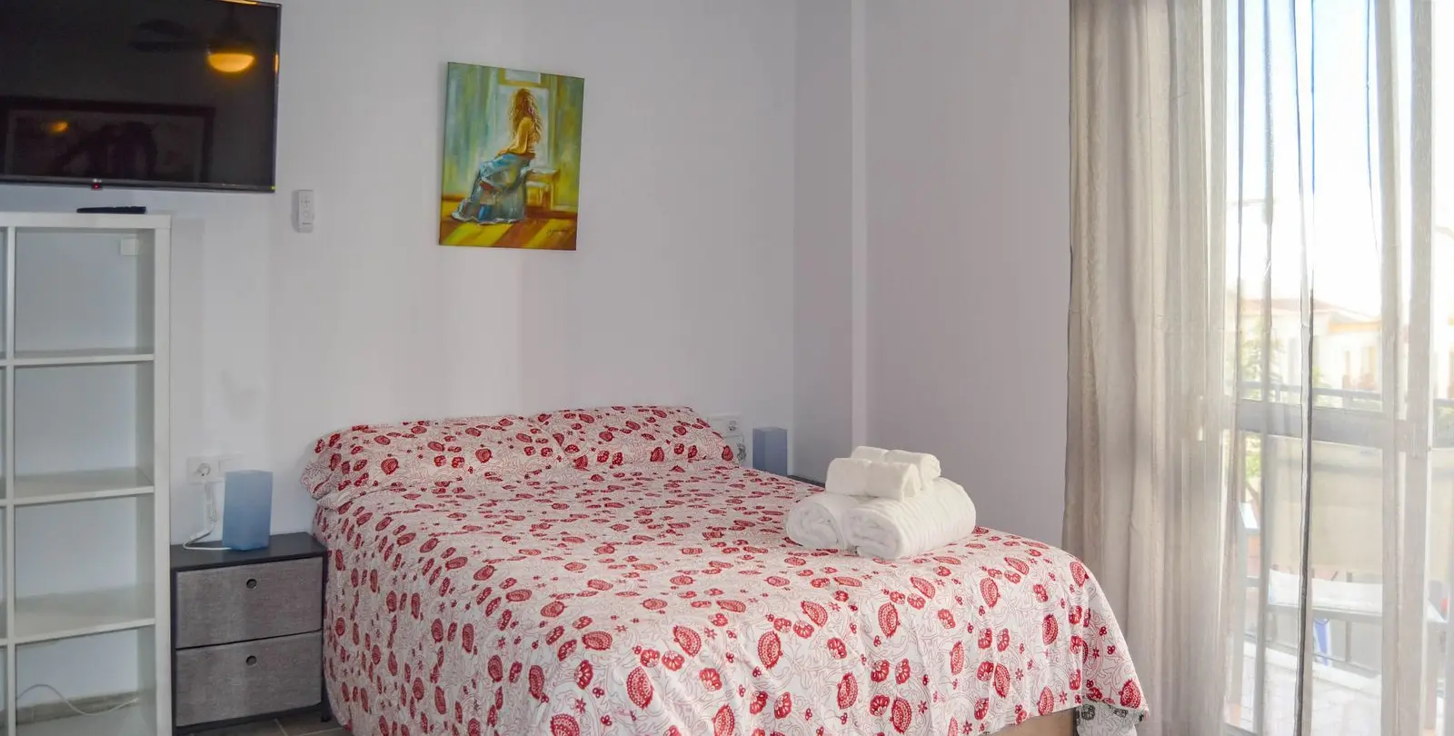 Sale of middle floor apartment in Estepona 5