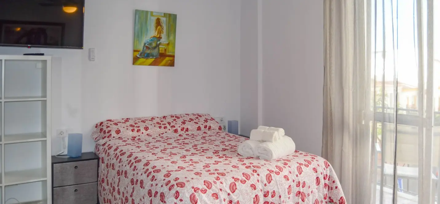 Sale of middle floor apartment in Estepona 4