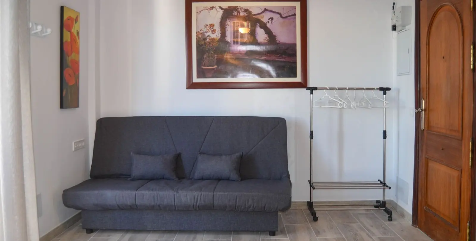 Sale of middle floor apartment in Estepona 17