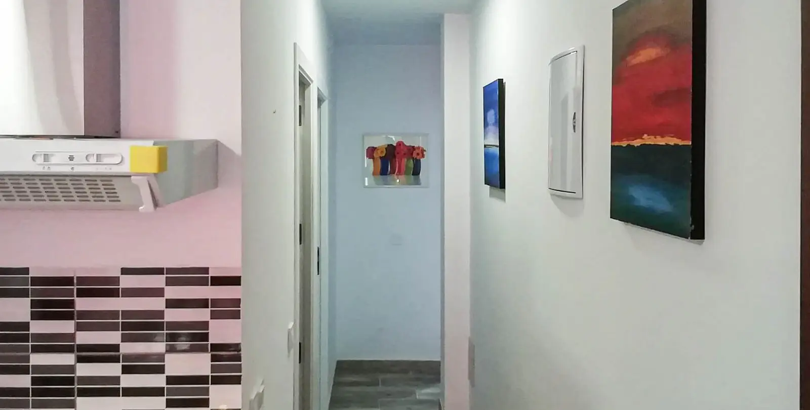 Sale of middle floor apartment in Estepona 38