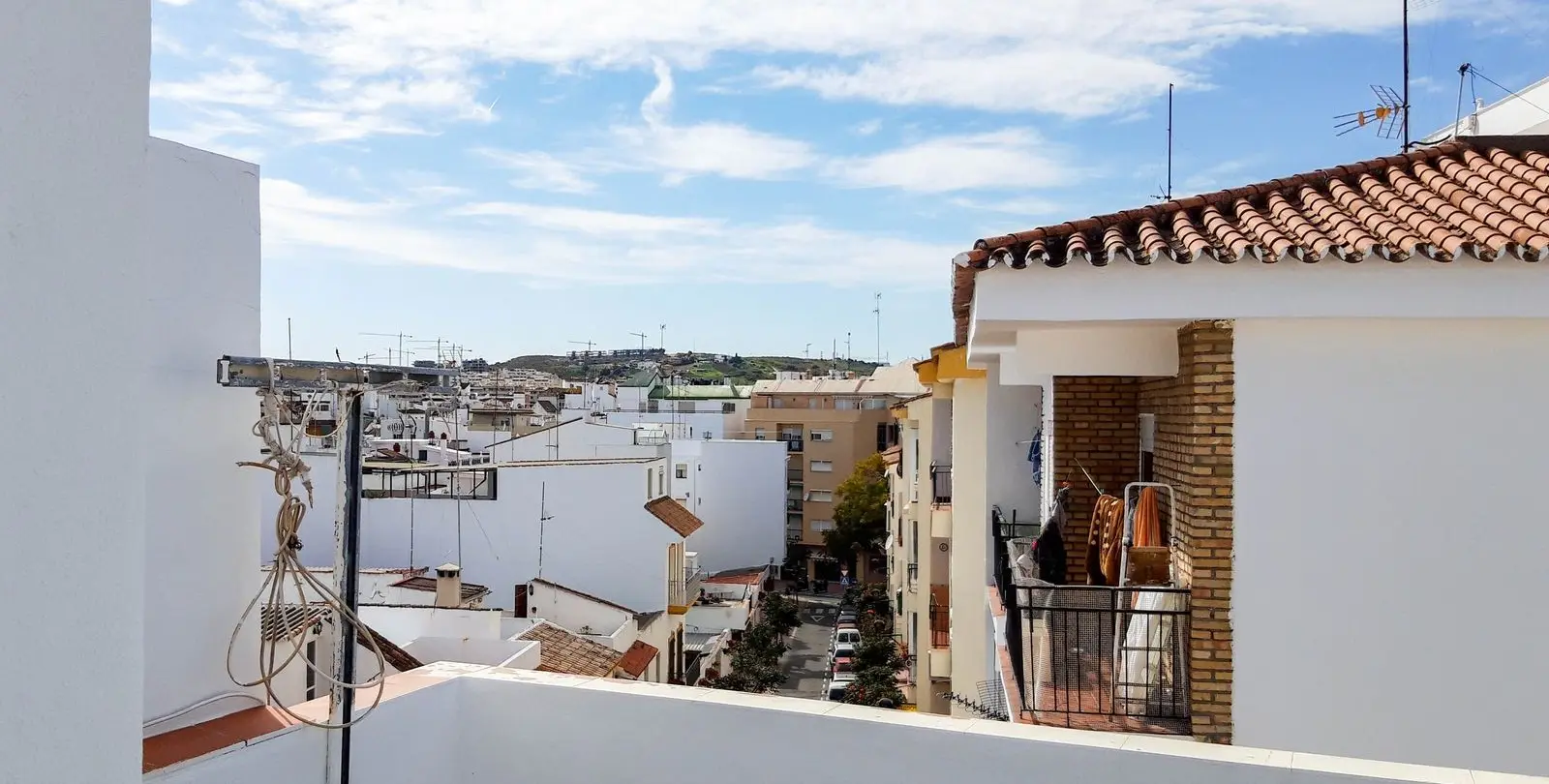 Sale of middle floor apartment in Estepona 70