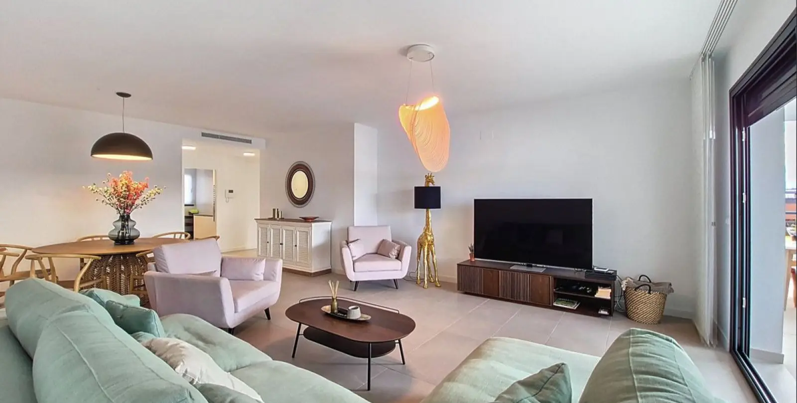 Venta de apartamento en planta media en Casares 4