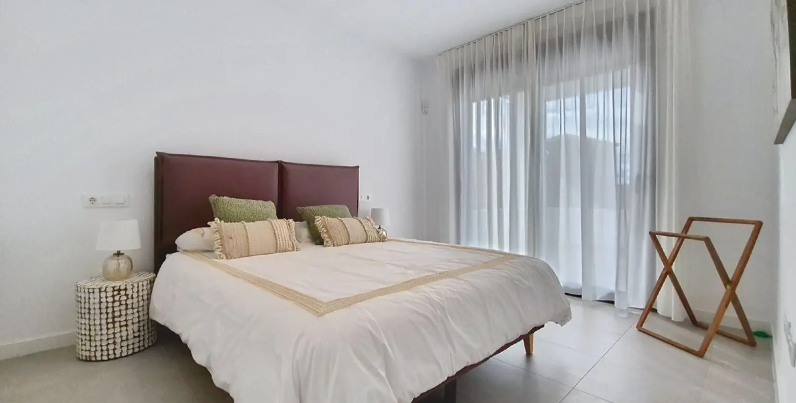 Venta de apartamento en planta media en Casares 13
