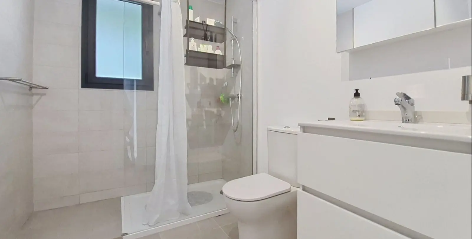 Venta de apartamento en planta media en Casares 15