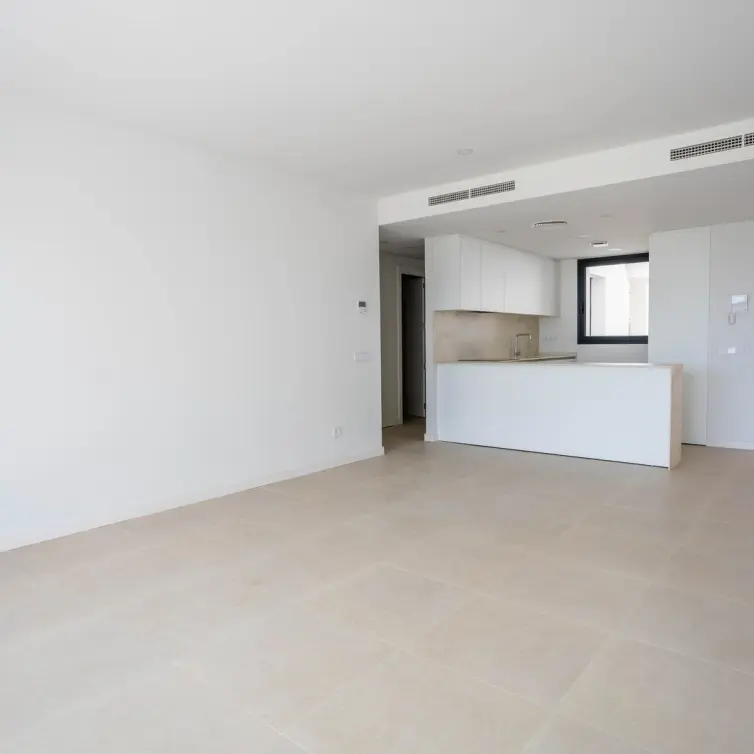 Venta de apartamento en planta media en Estepona