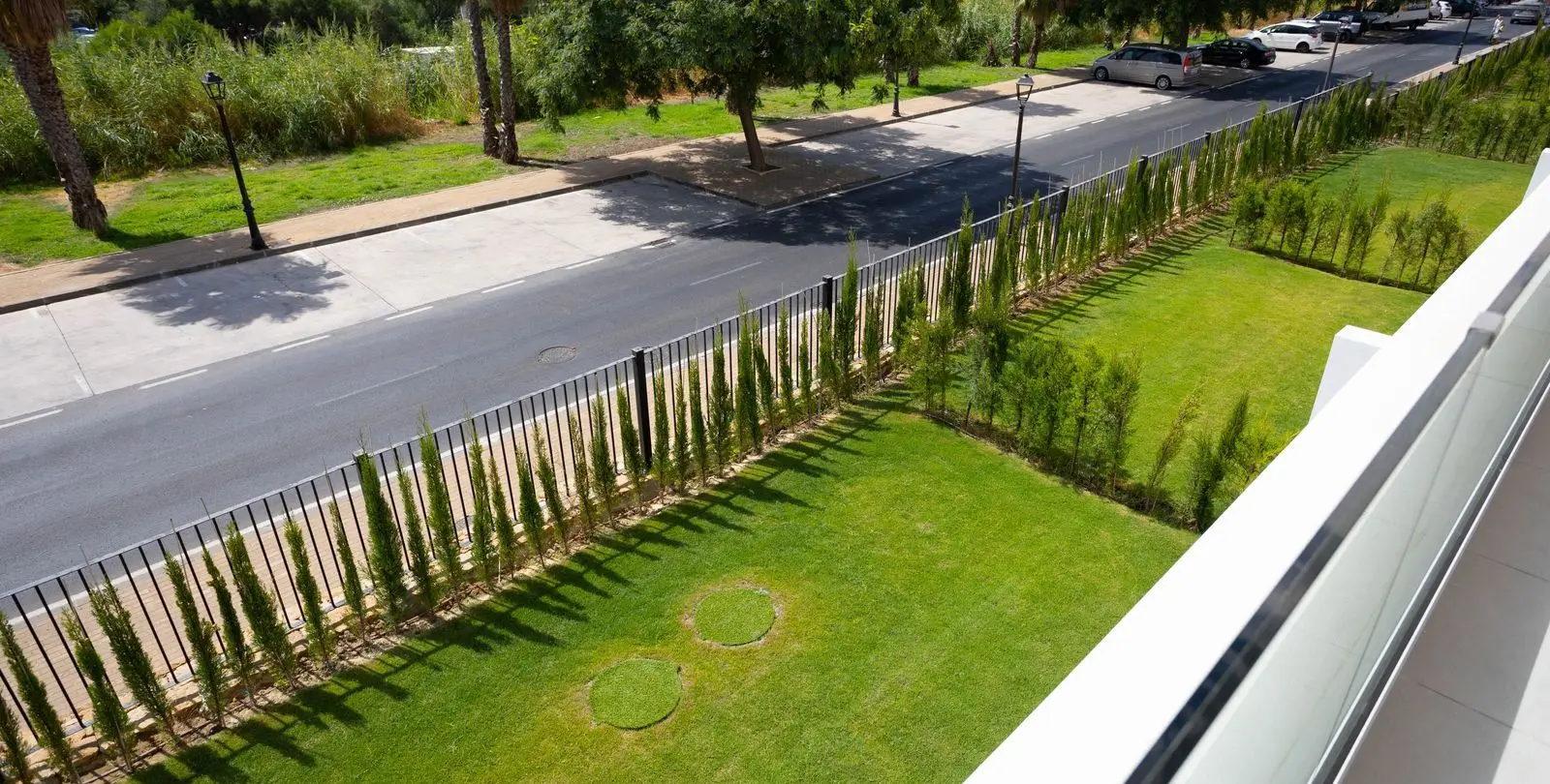 Venta de apartamento en planta media en Estepona 6