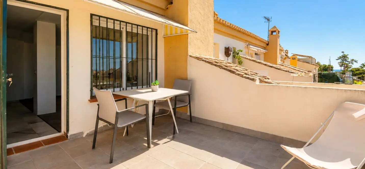 Sale of townhouse in Costabella 3