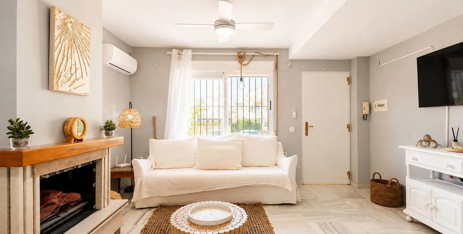 Sale of townhouse in Costabella 24