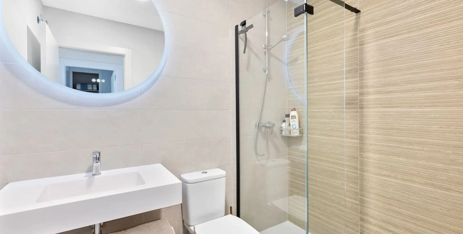Sale of penthouse in Estepona 25