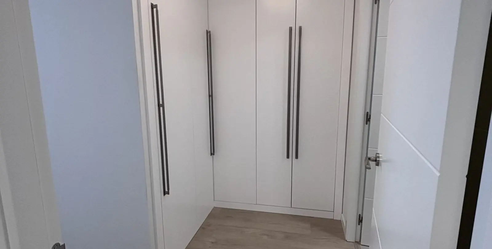 Sale of middle floor apartment in Marbella 13