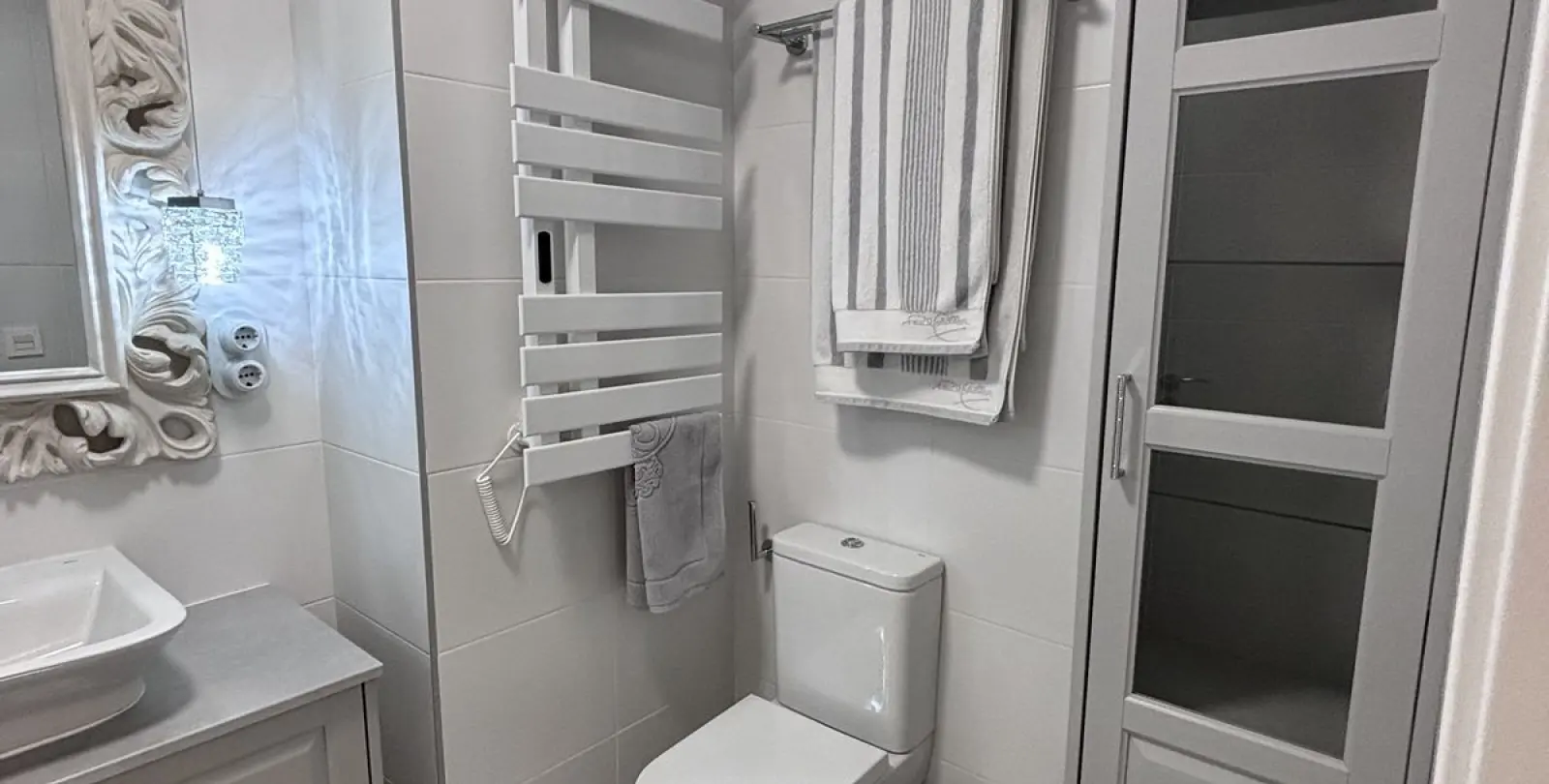 Sale of middle floor apartment in Marbella 16