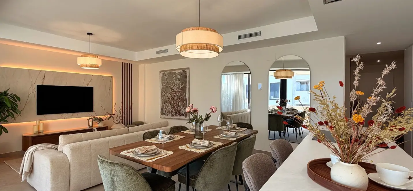 Sale of middle floor apartment in Cancelada 0