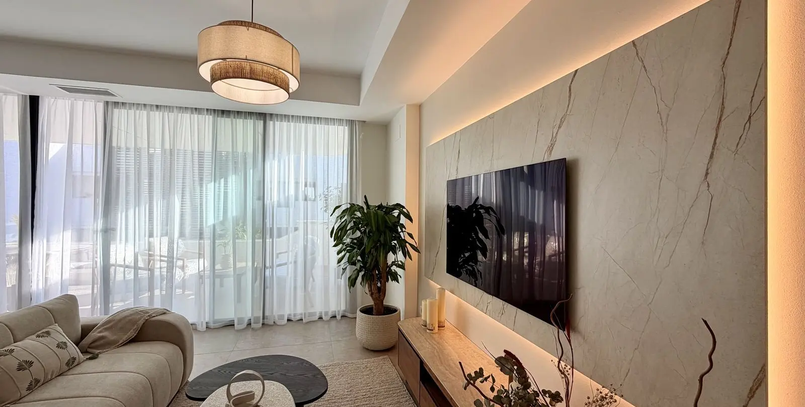 Sale of middle floor apartment in Cancelada 6