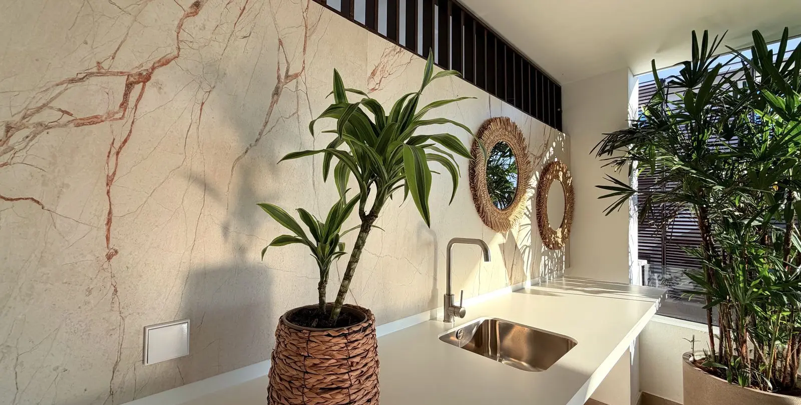 Sale of middle floor apartment in Cancelada 7