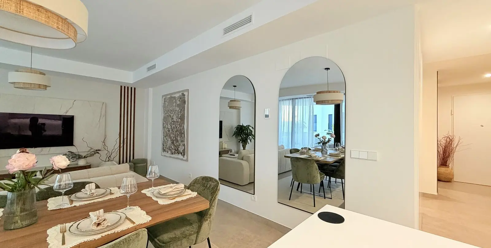 Sale of middle floor apartment in Cancelada 18