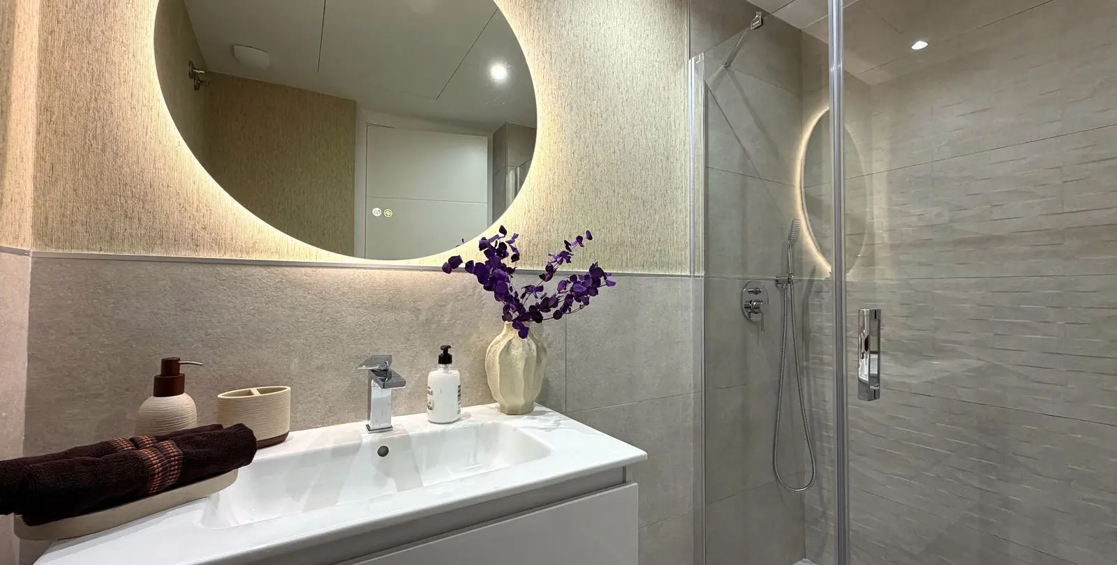 Sale of middle floor apartment in Cancelada 24