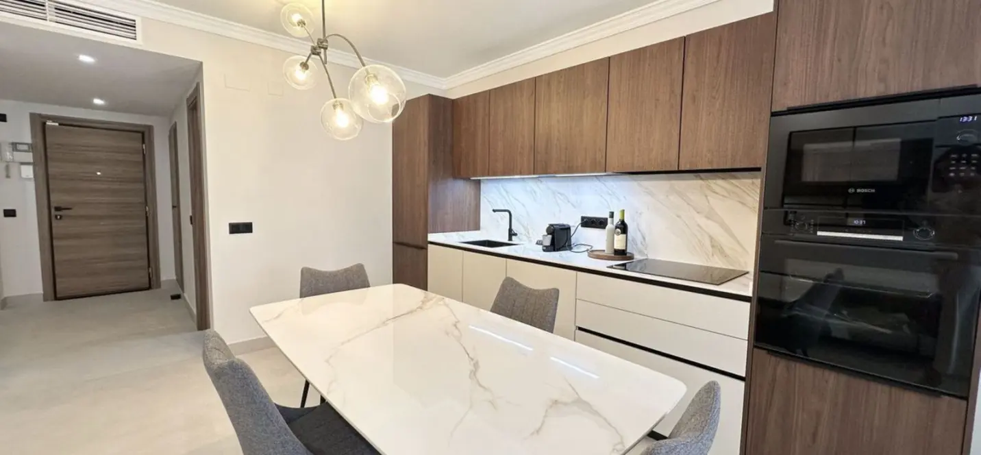 Sale of ground floor apartment in San Pedro de Alcántara 1