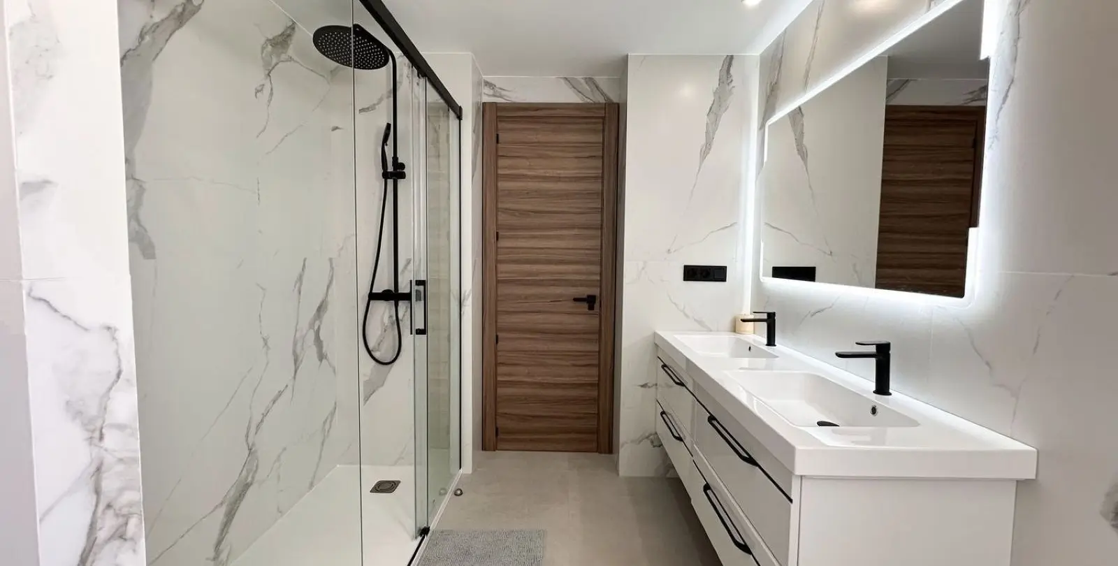 Sale of ground floor apartment in San Pedro de Alcántara 18