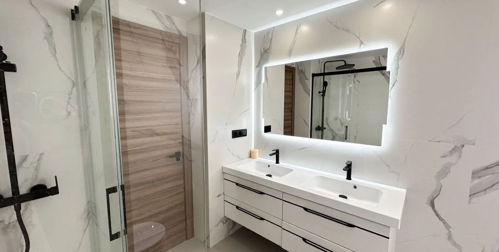 Sale of ground floor apartment in San Pedro de Alcántara 19