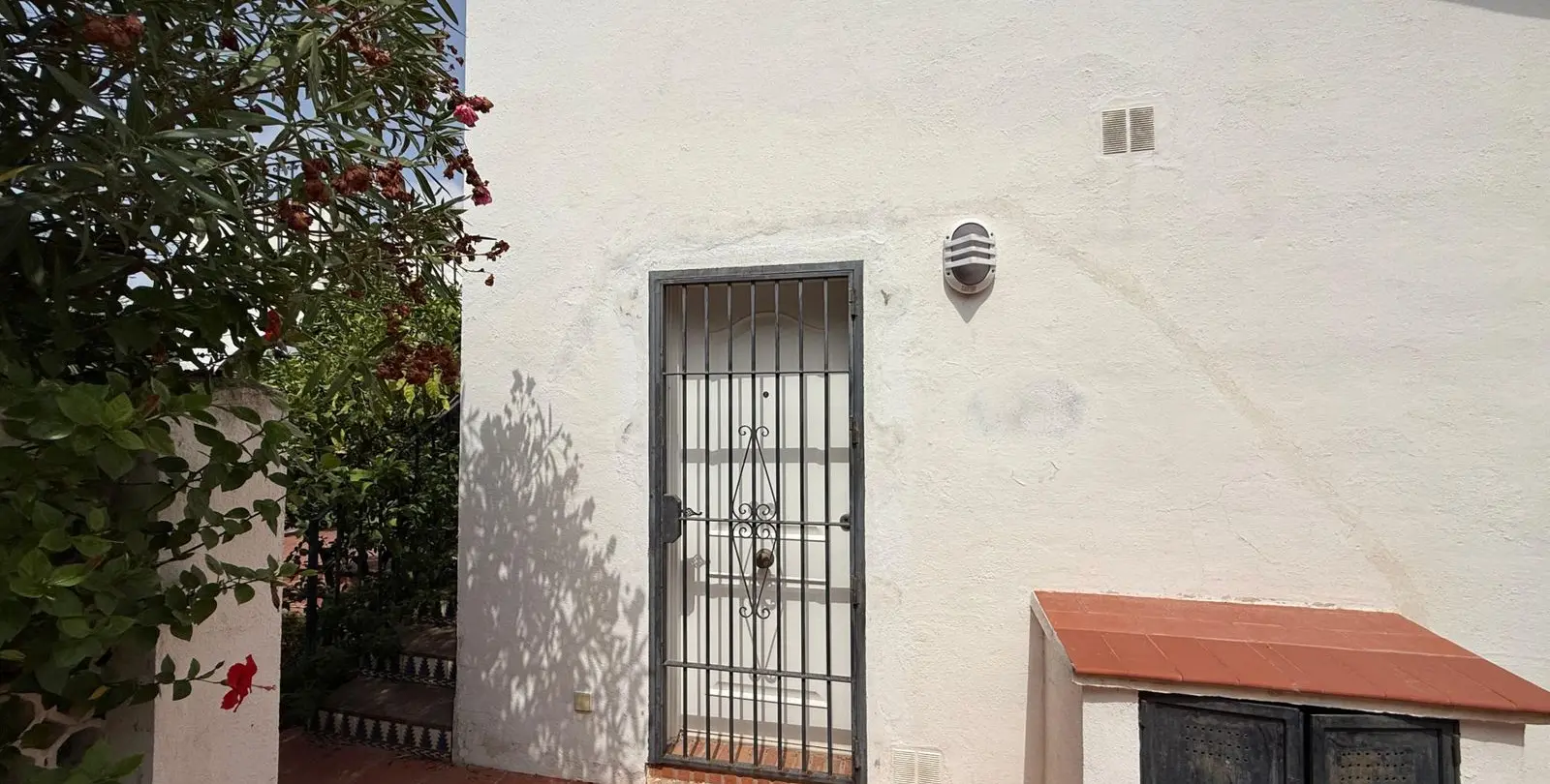 Sale of detached villa in Nueva Andalucía 15