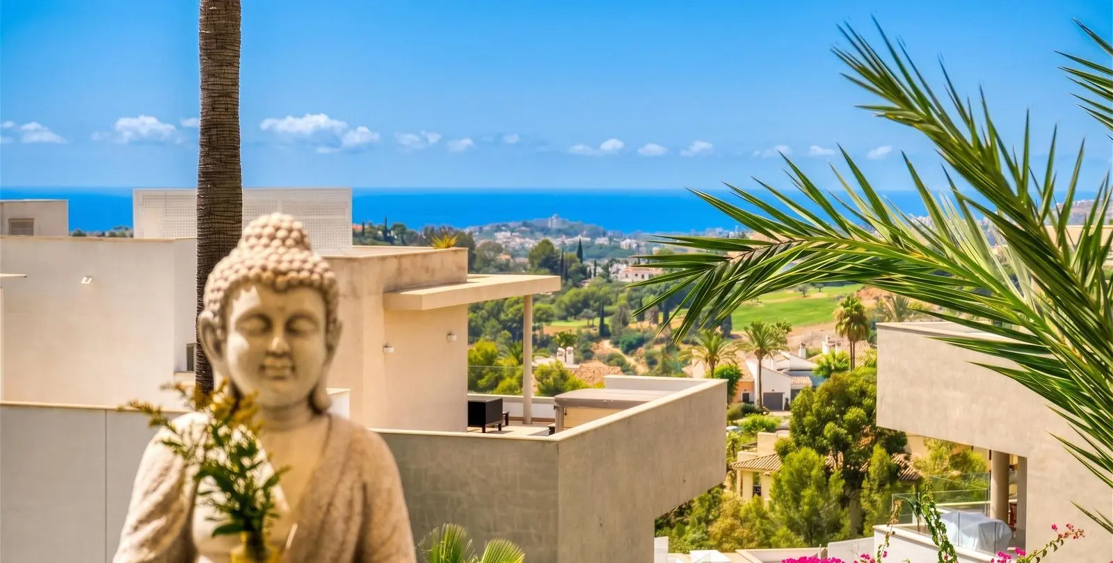 Venta de apartamento en planta baja en Benahavís 2