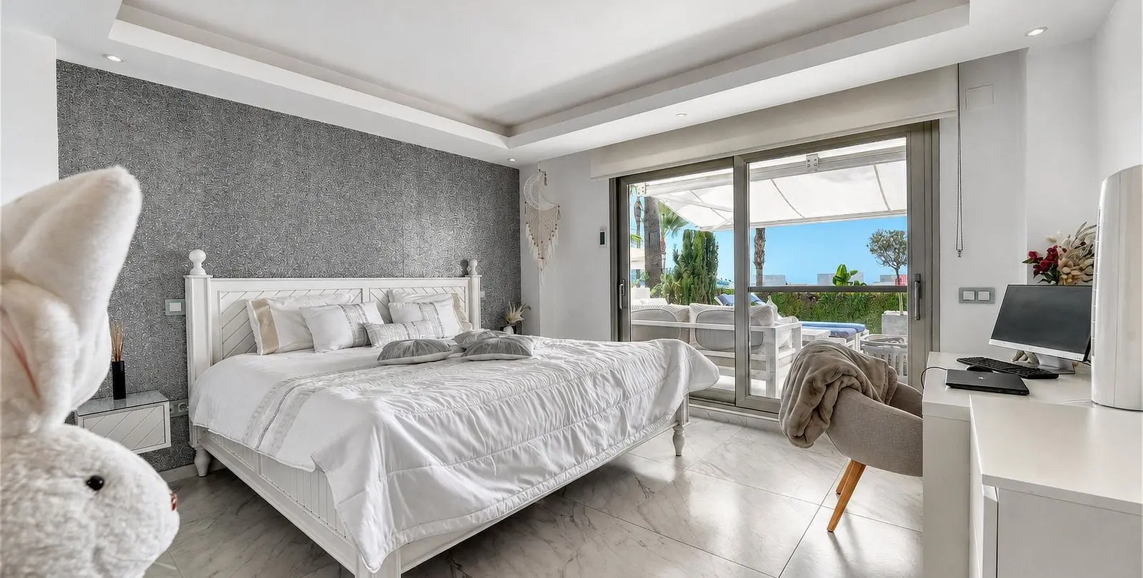 Venta de apartamento en planta baja en Benahavís 8