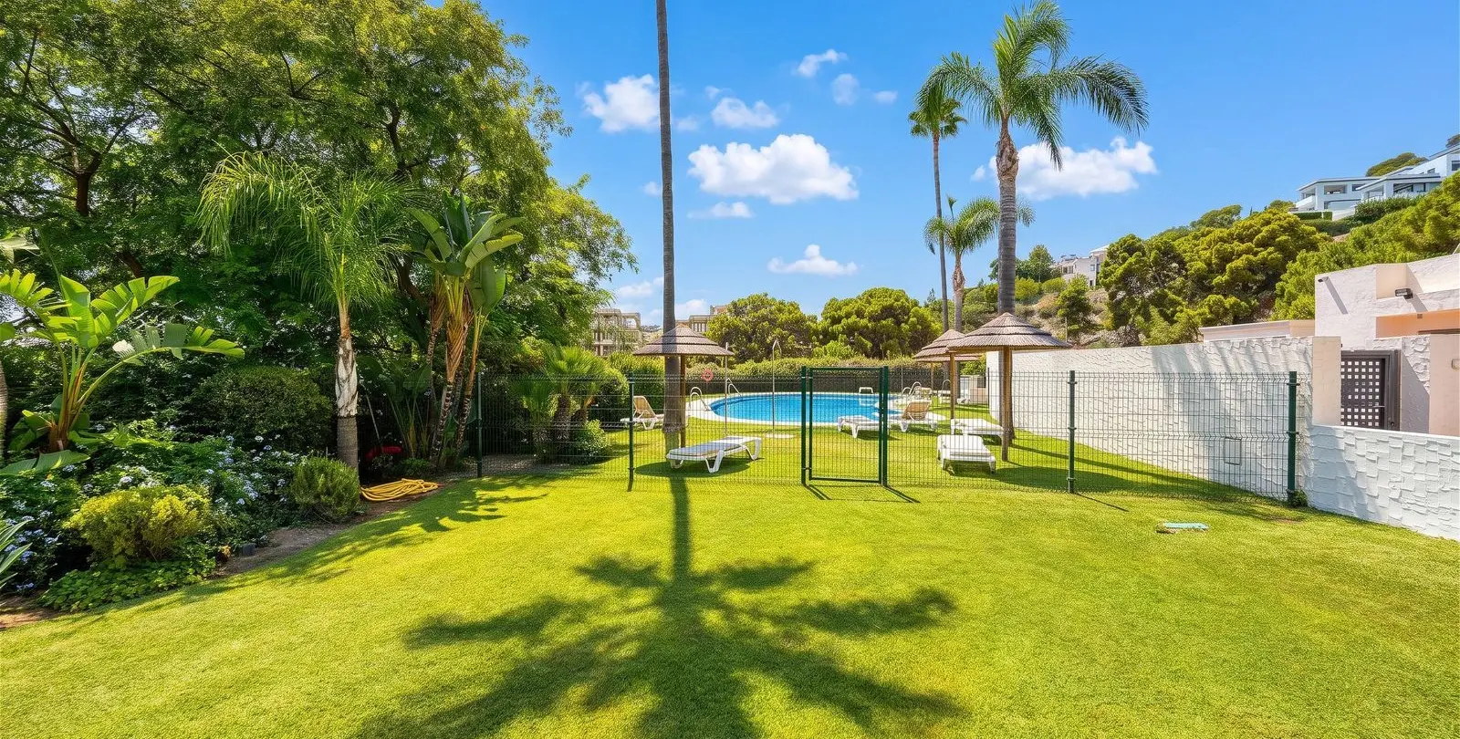 Venta de apartamento en planta baja en Benahavís 9