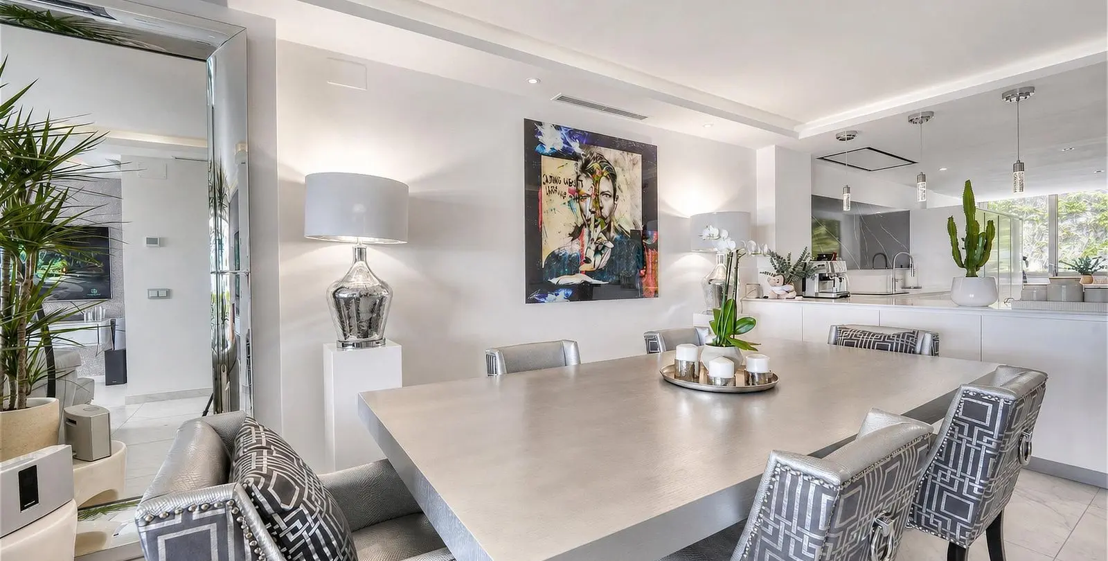 Venta de apartamento en planta baja en Benahavís 20