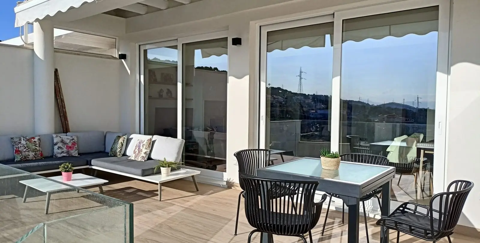 Sale of townhouse in Pinares de San Anton 6