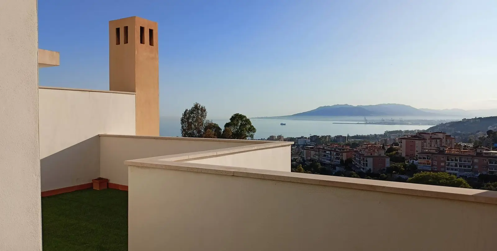 Sale of townhouse in Pinares de San Anton 44