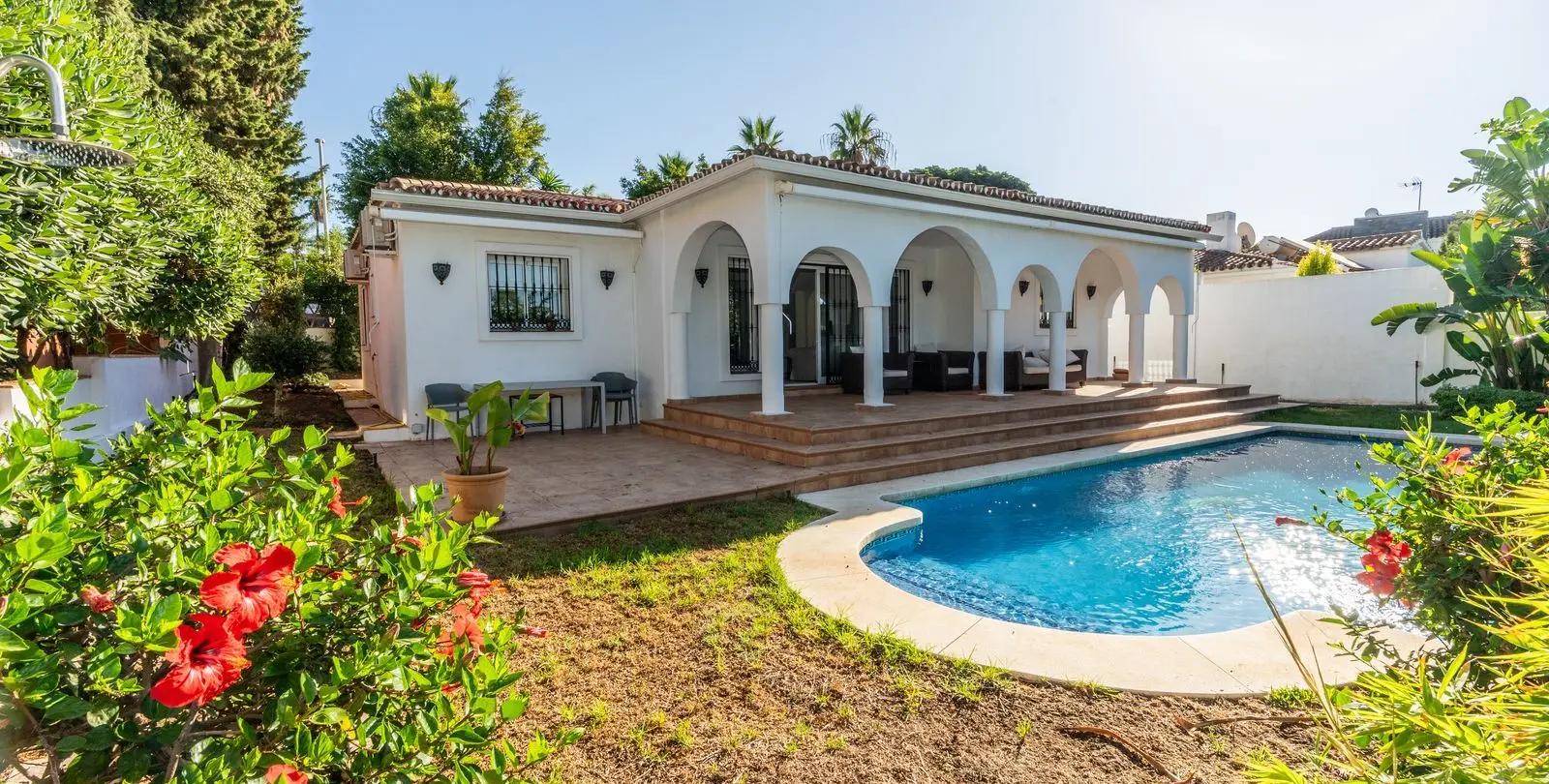 Sale of detached villa in Costabella 2