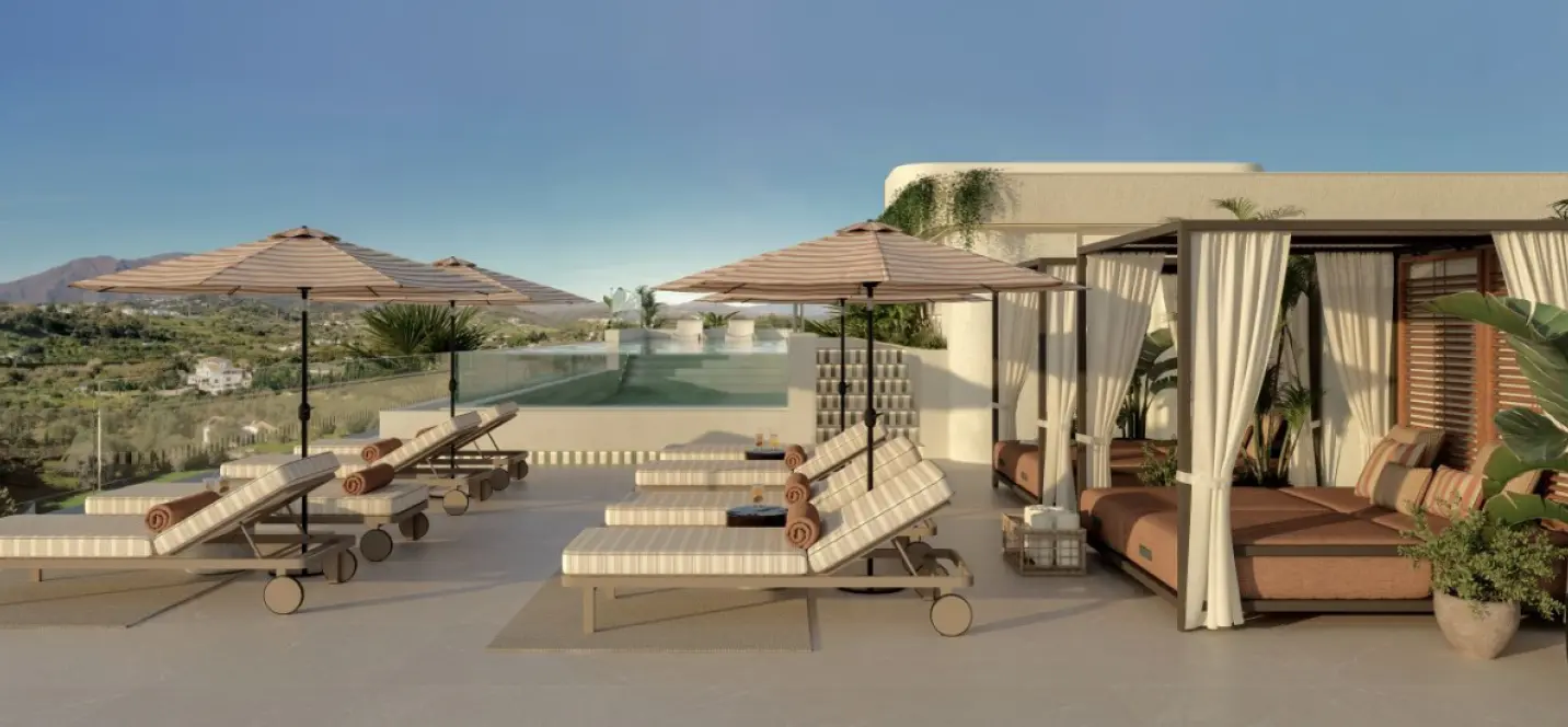 Sale of middle floor apartment in Estepona 1