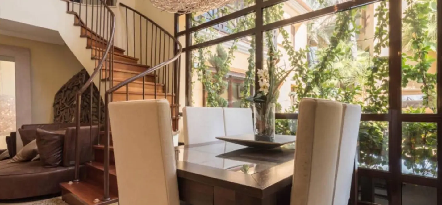 Venta de villa independiente en Puerto Banús 1