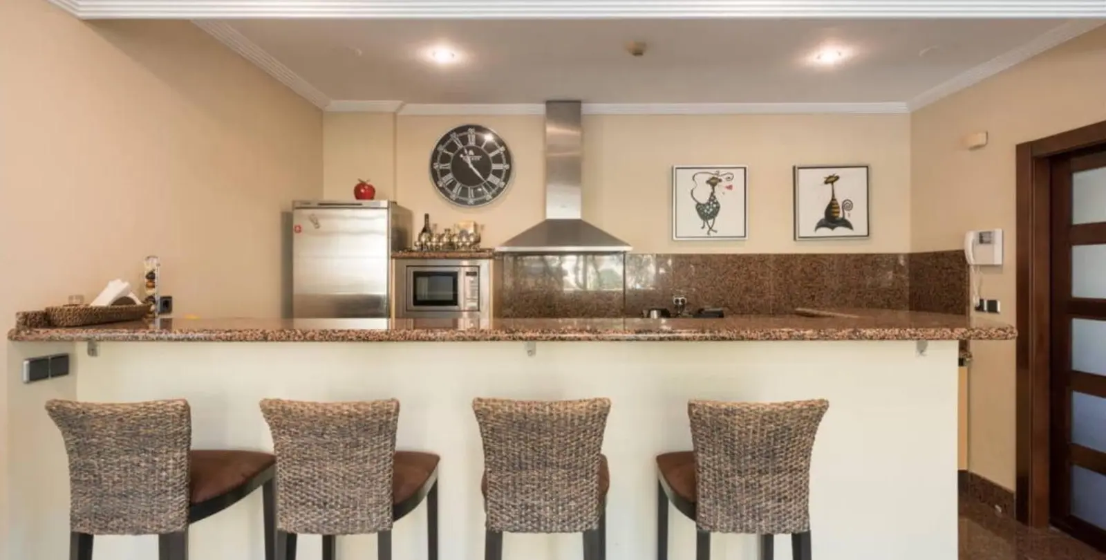Sale of detached villa in Puerto Banús 4