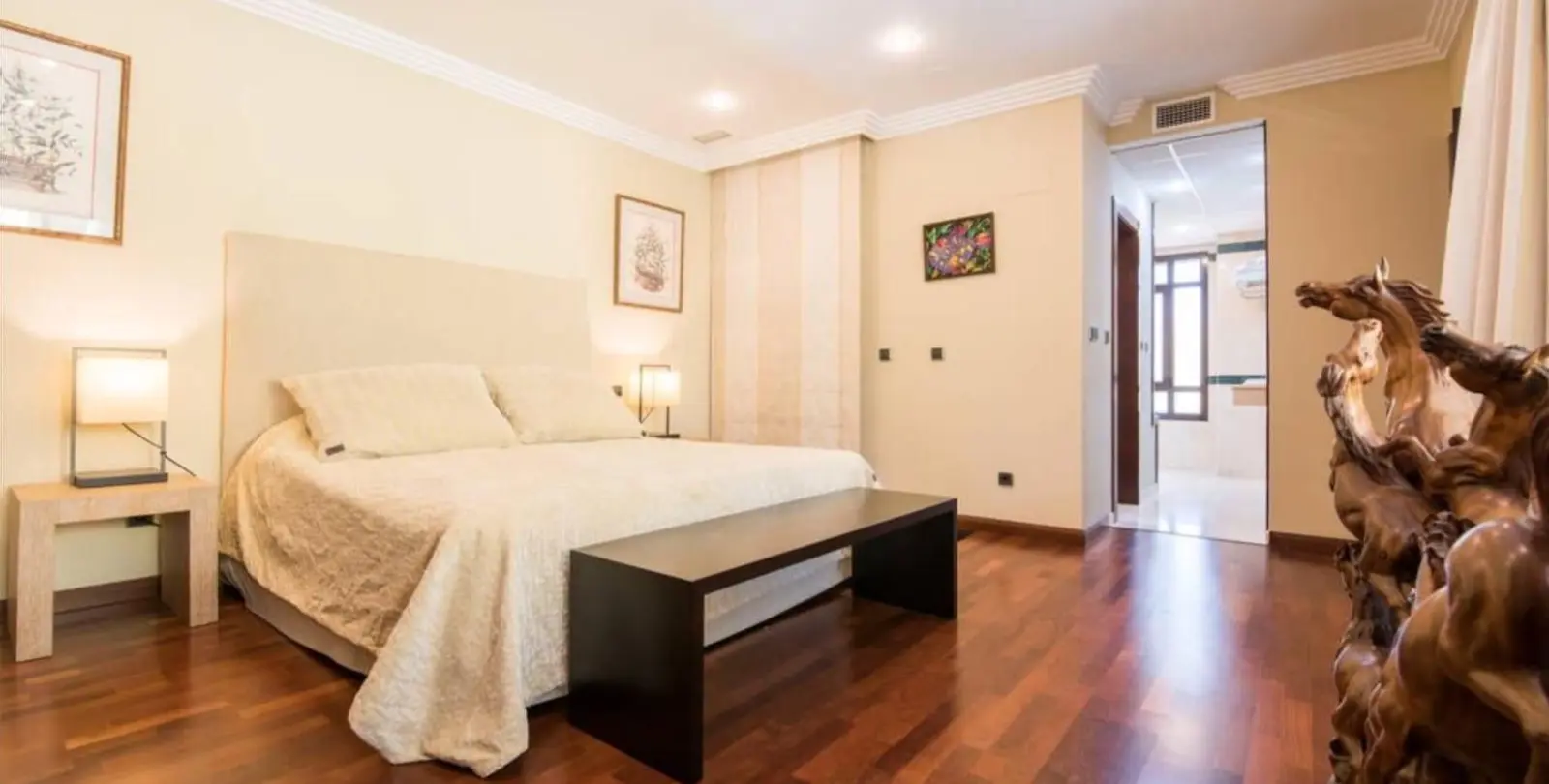 Sale of detached villa in Puerto Banús 17