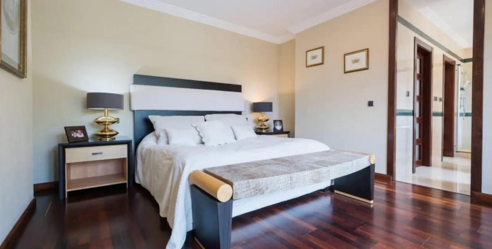 Sale of detached villa in Puerto Banús 21