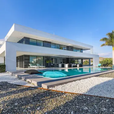 Venta de villa independiente en Los Flamingos