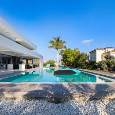 Venta de villa independiente en Los Flamingos