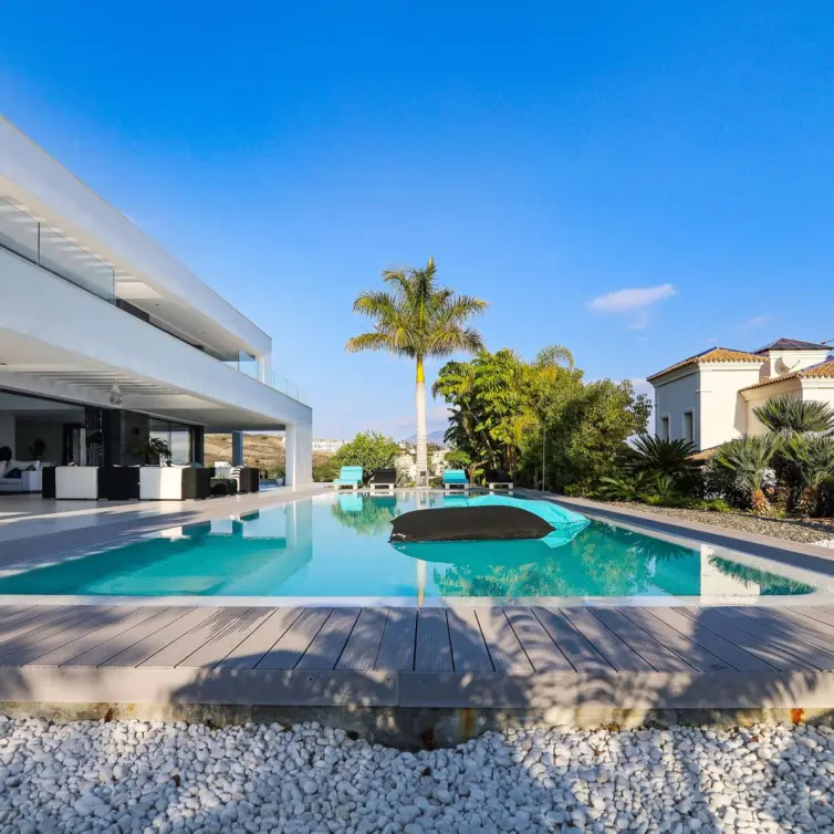 Venta de villa independiente en Los Flamingos