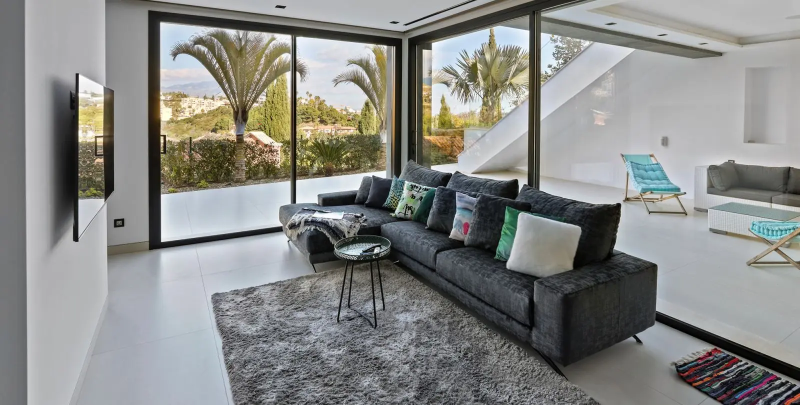 Sale of detached villa in Los Flamingos 13