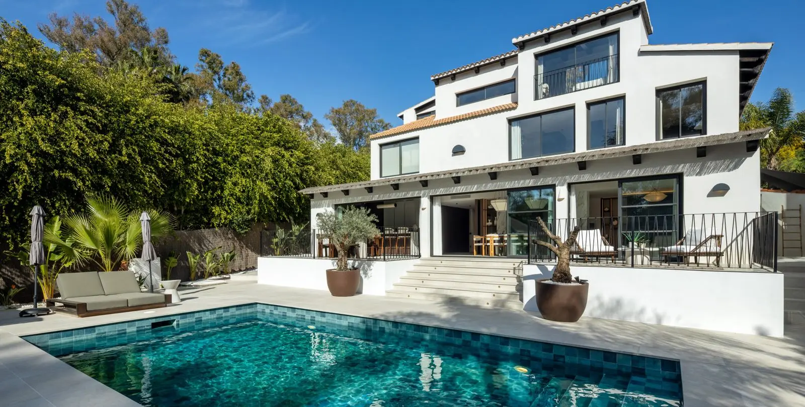 Sale of detached villa in Nueva Andalucía 5
